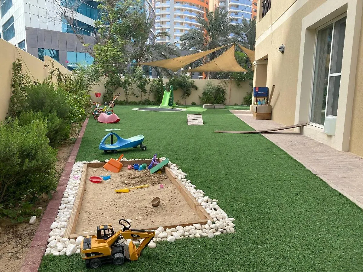 Spacious 4-Bedroom Villa, Children Friendly Dubai United Arab Emirates